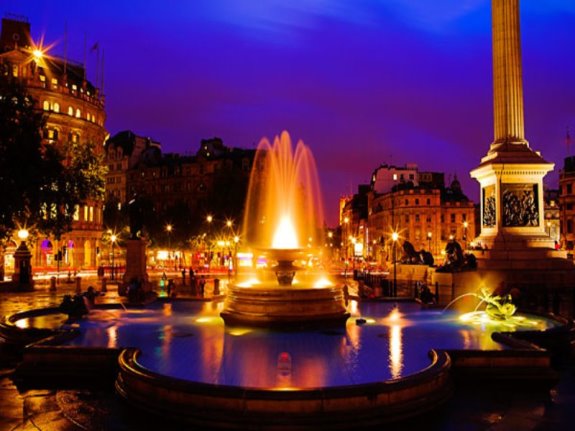 D:\Мої документи\Архітектура\fyuk\Trafalgar Square by night.jpg